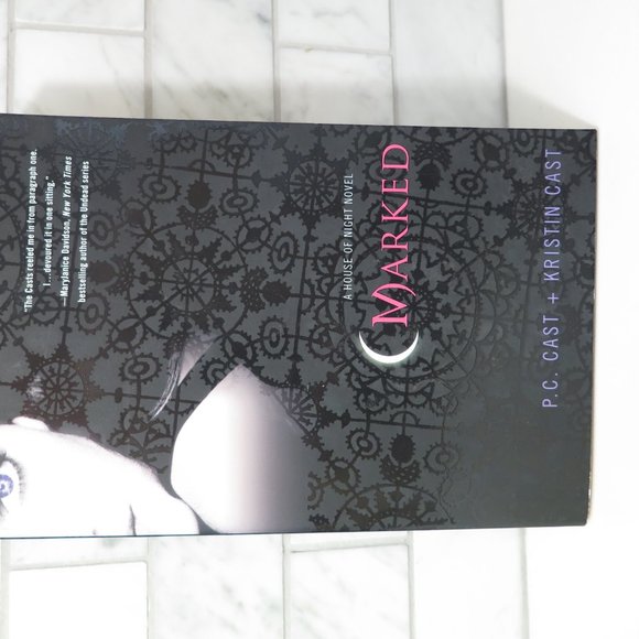 SIGNED Book Marked by PC and Kristen Cast - Picture 2 of 4